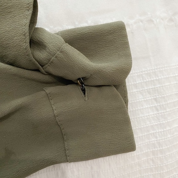 LUISA CERANO MUTED OLIVE GREEN ACETATE SILK BLEND LONG SLEEVE SHIFT DRESS - 16 - Picture 8 of 12